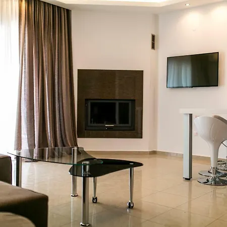 Apartament Kazaviti Skg